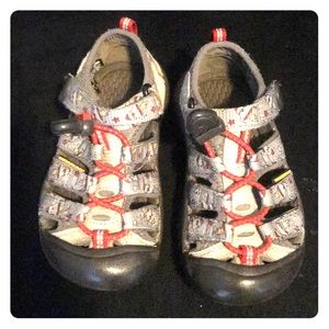 Toddler Keens